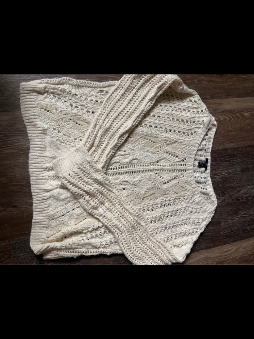 Beige knit pullover